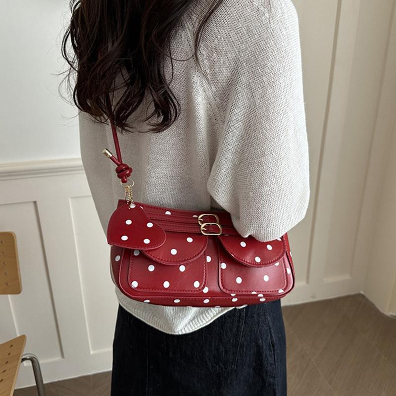 Sac à main rétro grande capacité à pois Boucle métallique Sacs bandoulière en cuir Sacs d'aisselle mode Avec pendentif