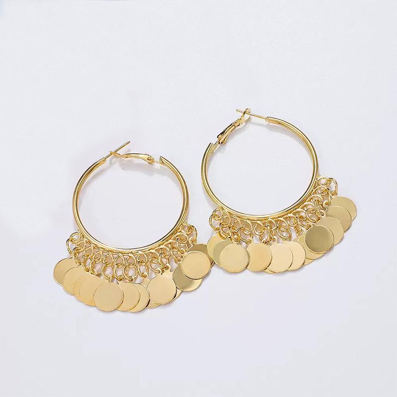 

Преувеличенные серьги-кольца с золотыми кисточками: Европейский и американский нишевый дизайн для женщин золотой