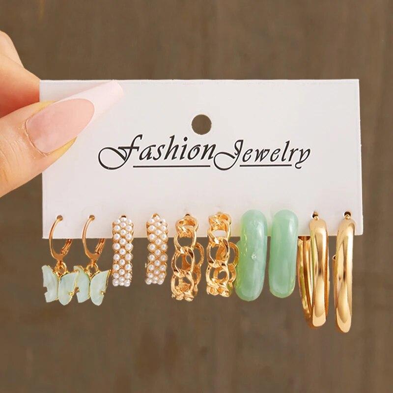 17KM Vintage Gold Color Hoop Earrings Set Pearl Metal Dangle Earrings for Women Crystal Twist Earrings Trendy Fashion Jewelry