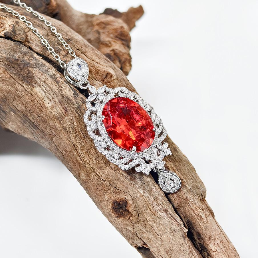 Luxurious European-Style Large Pigeon Egg Pendant with Simulated Ruby Red Cubic Zirconia