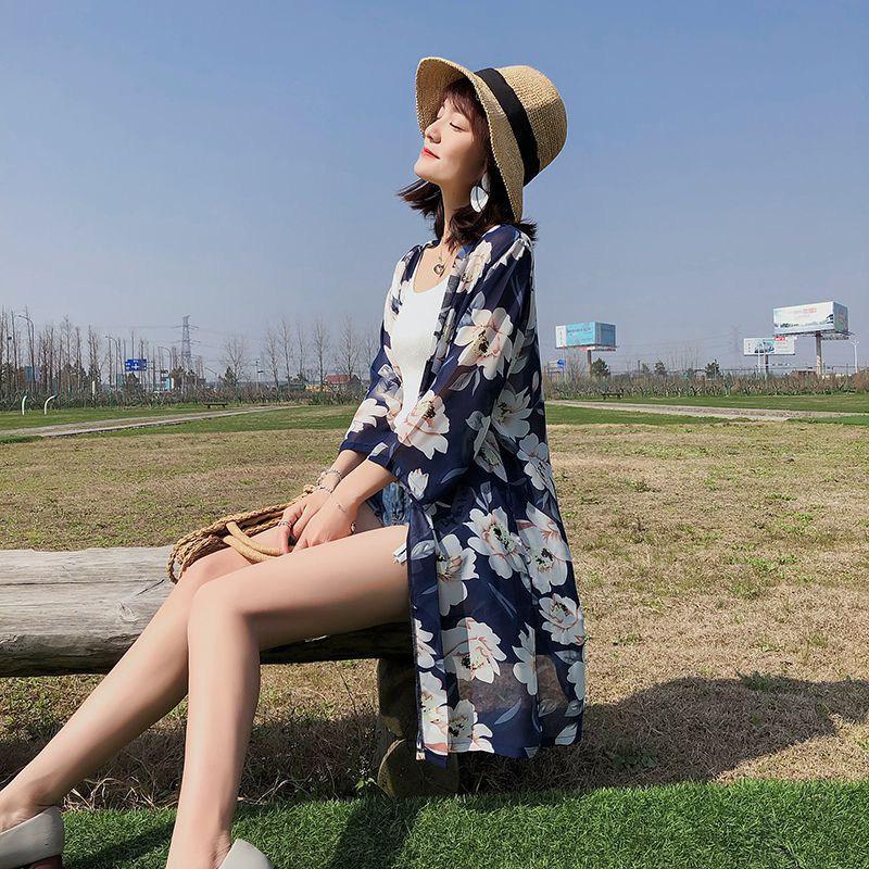 Women Mid-Length Chiffon Print Sun Protection Clothing Seven-Point Sleeve Holiday Cardigan