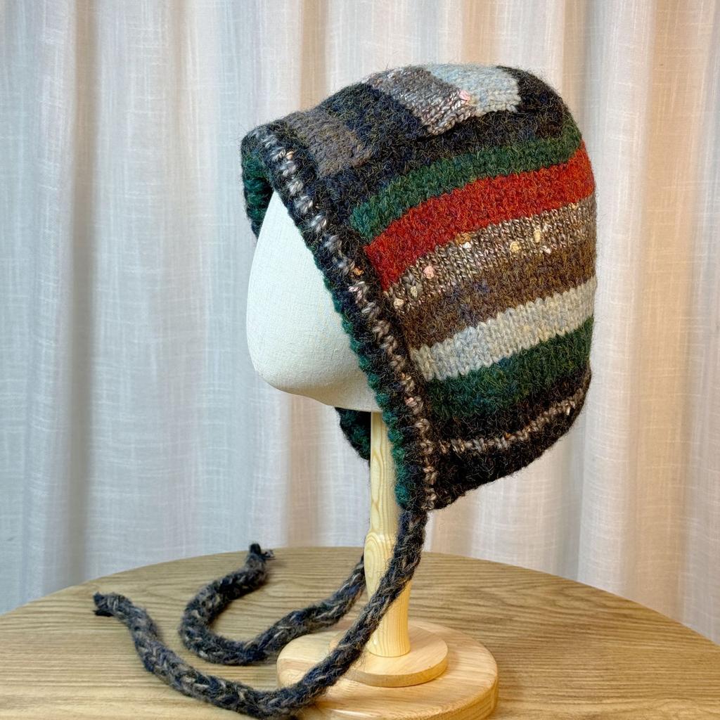 Retro Color Blocked Lace Up Knitted Wool Hat for Women in Autumn and Winter Thickened Warm Ear Protection Balaclava Hat Trendy