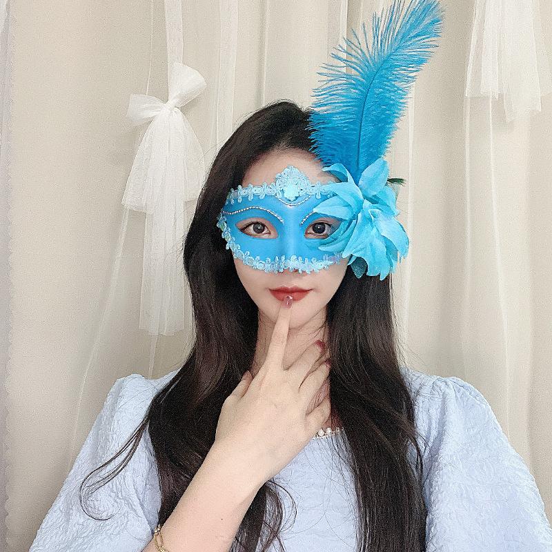 Venetian Party Mask Lightweight Feather Half Face Mask Cosplay Costume Mask High-Quality For Banquet Hall Fun Activity Carnival