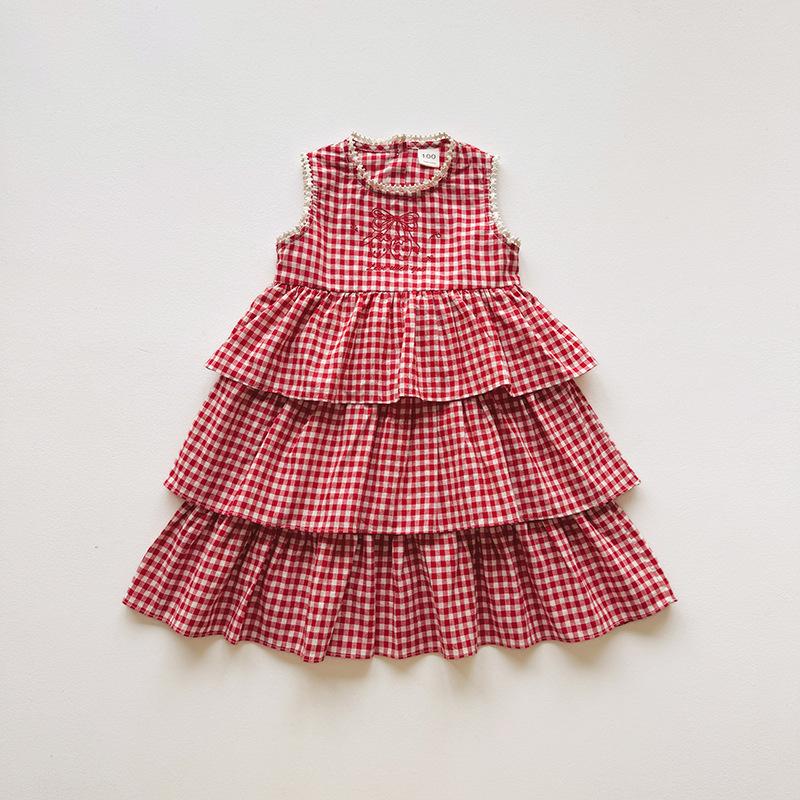 Summer Girls Sleeveless Plaid Dress With Cartoon Strawberry Embroidery Ruffled Tiered Cake Skirt Vest 90cm
