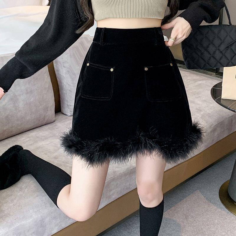 Women's Short Skirt Autumn and Winter High Waist Slim Fur Splicing A-line Skirt Temperament Black Hip Skirt