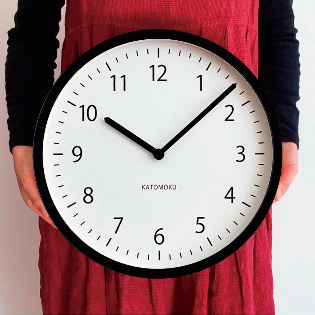 KATOMOKU muku Uhr, 4 LL, Schwarz, km-138BK, Wanduhr mit Schleichwerk, 38,2 cm Durchmesser (Quarzuhr)
