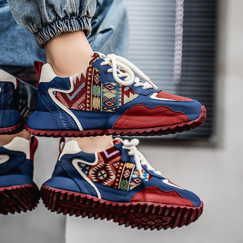 Neue Herren-Sneaker Skateboard-Schuhe Outdoor-Freizeit Laufschuhe für Herren Schnür-Plateau-Tennisschuhe Zapatillas Hombre