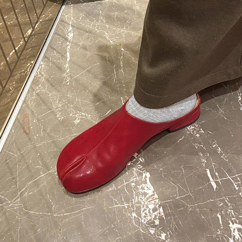 Fashion 2025 New Mueller Slippers Genuine Leather Sewning Designer Novelty Style Slip-On Shoes Comfortable Split Toe Shoes for Women