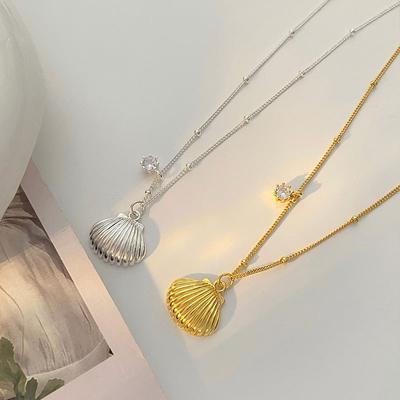 A Beizi Shell Necklace Women's Pendant with Advanced Design Sense Sweater Chain Hip Hop Style
