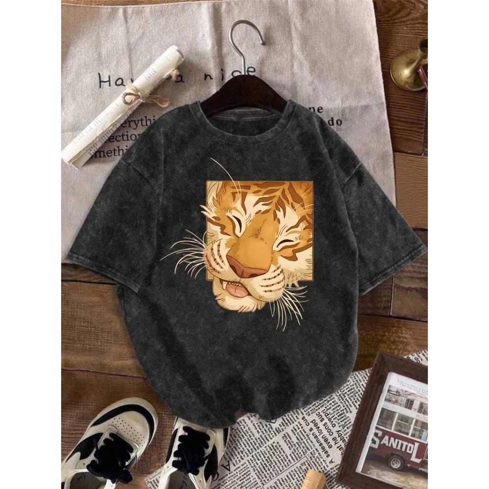 Summer Cartoon Bunny Rabbit Print T-Shirt Funny Cute Animal Graphic Casual Crew Neck Short Sleeve Tee for Men Women