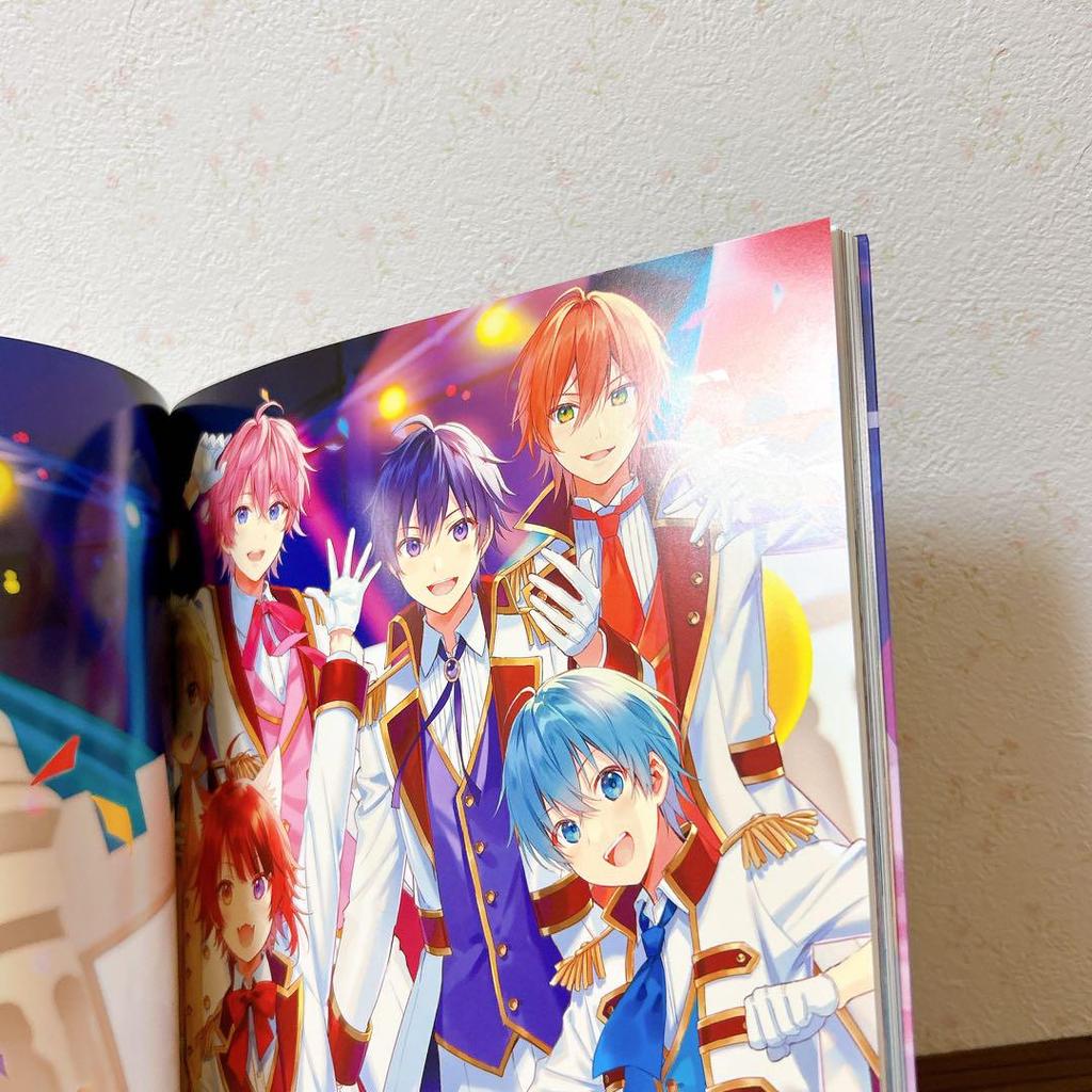 [USED] Ephemeral Shark Fin Art Collection