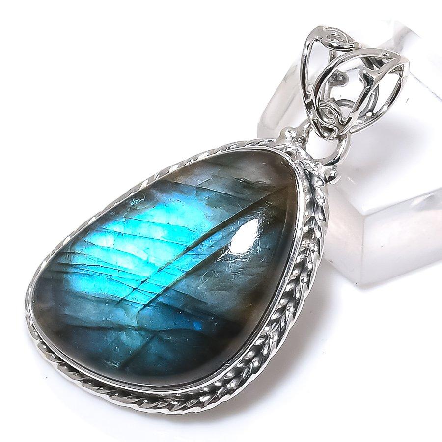 

Natural Labradorite Gemstone 925 Solid Sterling Silver Gift Pendant 1.50 d6Q14
