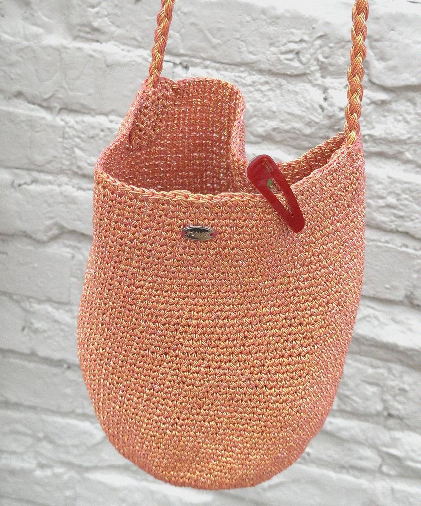 Maug Glowing Handmade Net Shoulder Bag Coral