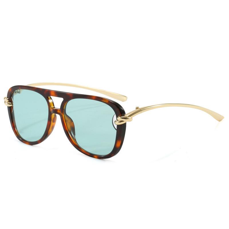 Stylish Sunglasses With Full Frame Design For Summer Travel And Parties