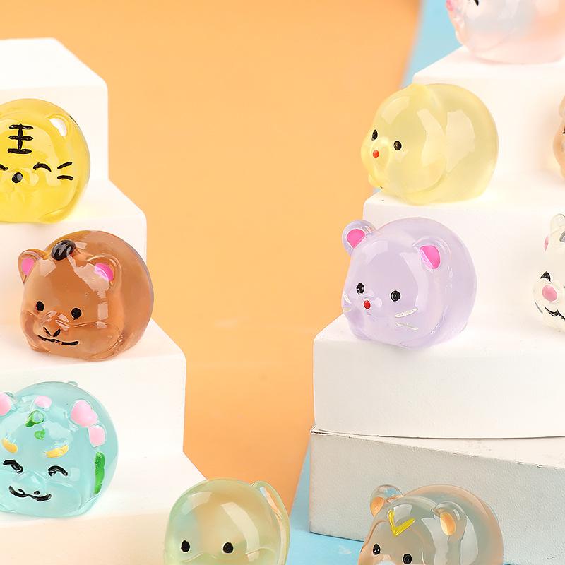 Micro Landscape Glow In the Dark Small Three-dimensional Cute Twelve Zodiac Animals, Decorative Accessories, Car Desktop , Toys