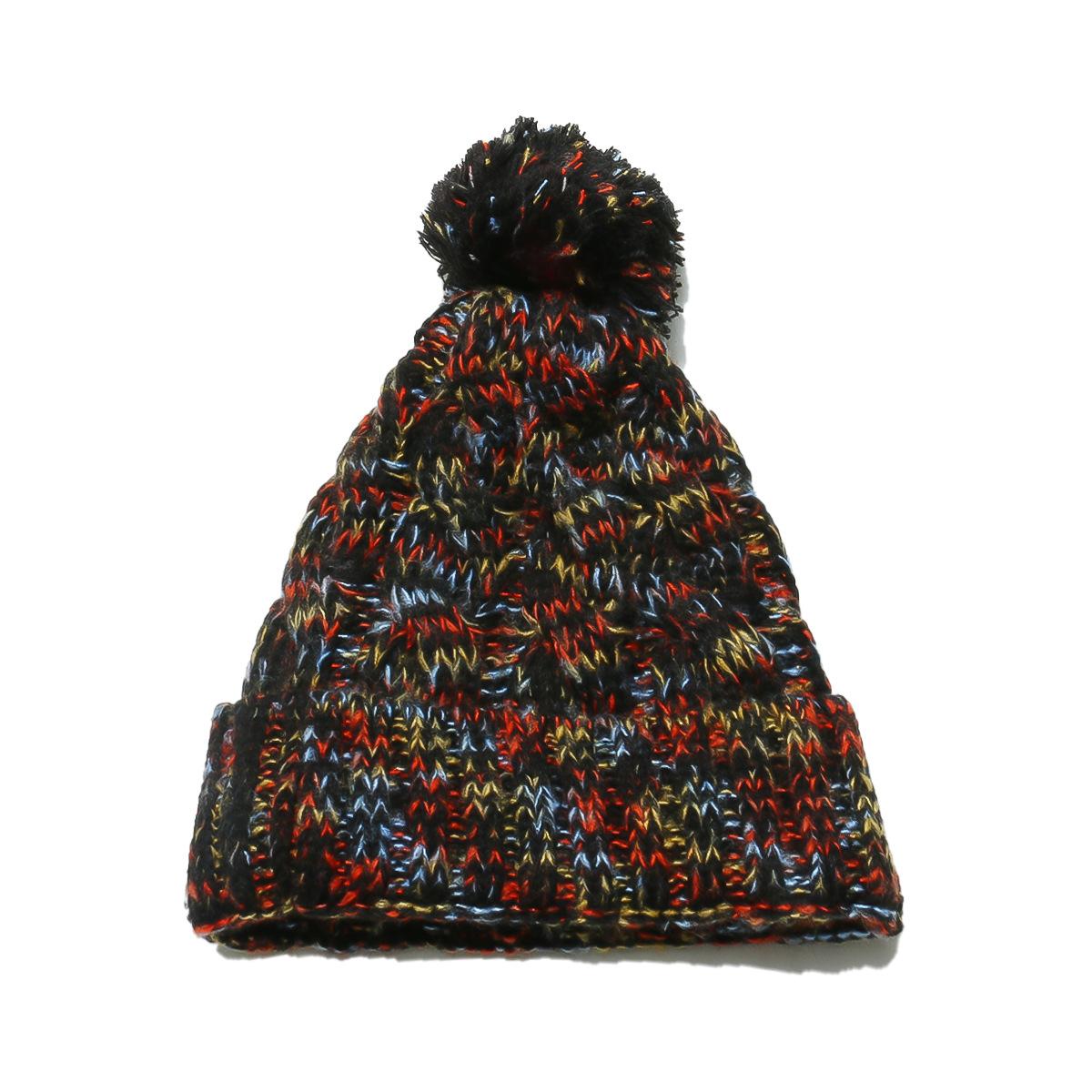 

2025 autumn and winter new thermal hat outdoor ski hat fleece thickened blended braid plaid knitted hat women s winter M（56-58cm）