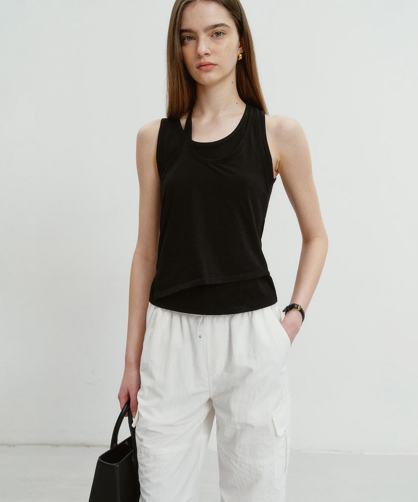 Deonseuteu Layered Sleeveless Top Black_Udts4B230Bk