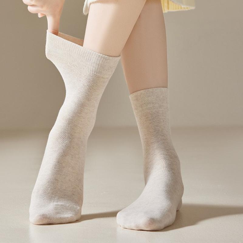 1/6 Pairs Autumn Women's Mid Calf Socks Comfortable and Breathable Solid Color Socks