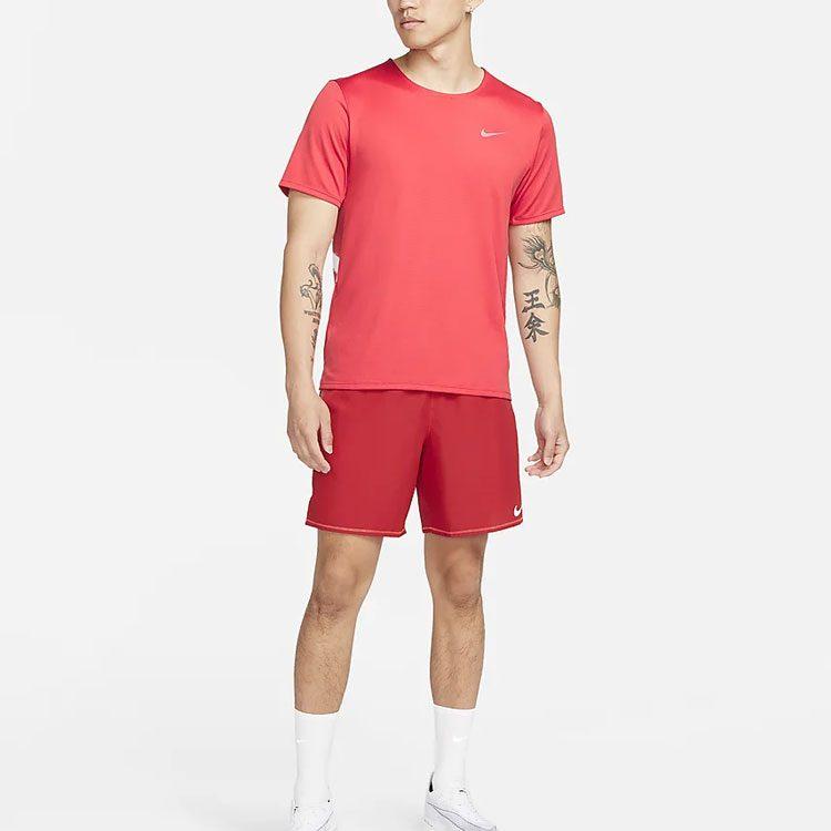 Nike T Shirts Men's Red Crew Neck Moderate Straight Fit DD5356-605