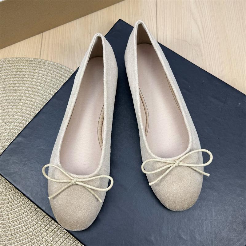 Fashion Flat Shoes for Women's 2025 New Retro Ballet Shoes Butterfly Knot Suede Shallow Round Toe Women's Shoes Large Size 44 43 42