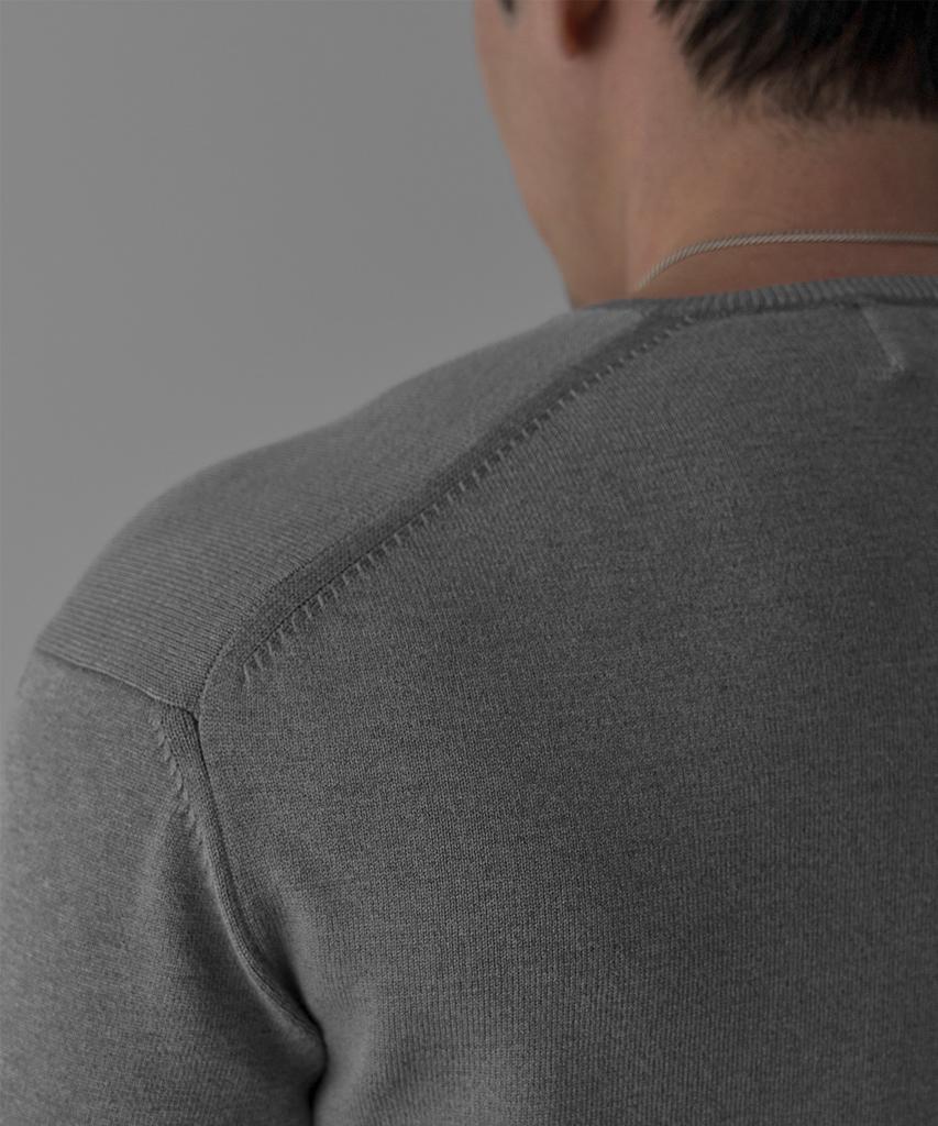 Baulopeulodeogteu Fine V-Neck Knit [Gray]