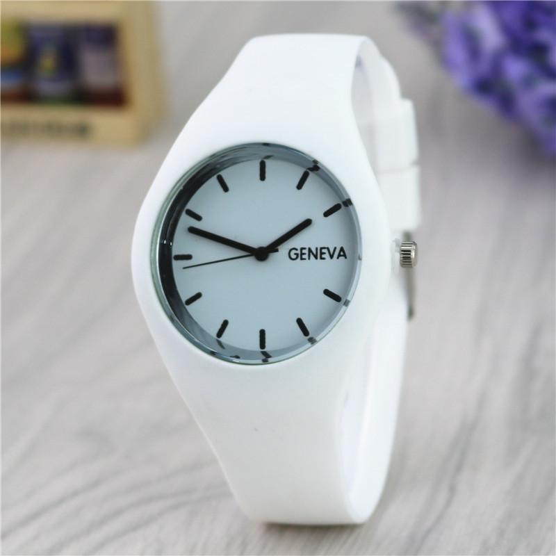 Silicone Belt Children Casual Watch Waterproof Sport Quartz Wristwatch for Woman