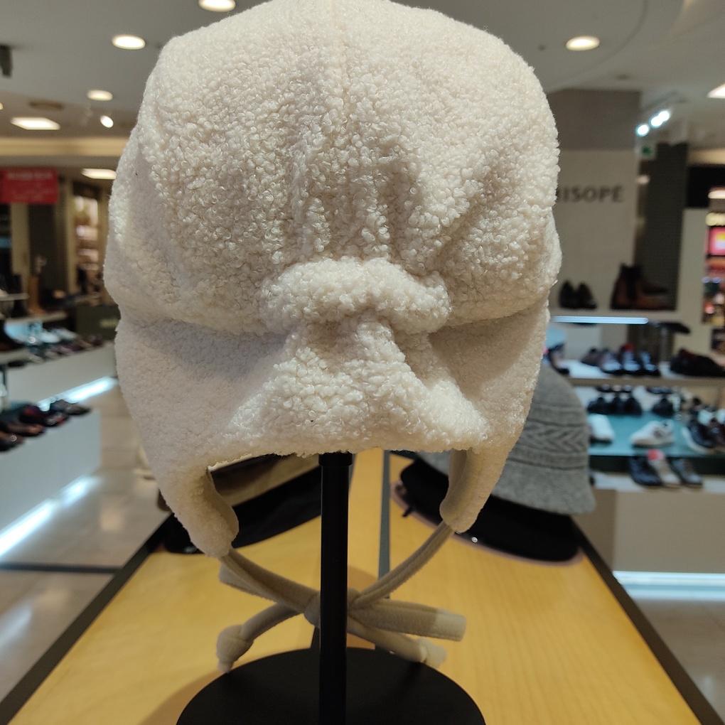 capten Elle (Authentic) Poggle Grasshopper Earmuffs Cap ELC6UCW013