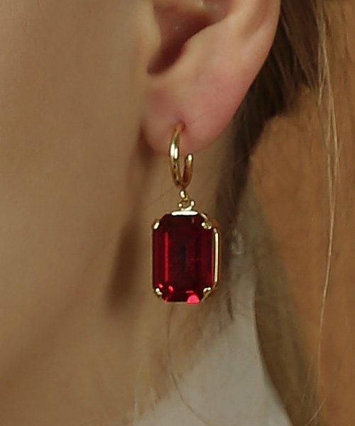 De La Lune Asymmetrical Crystal Earrings_1802_Rd
