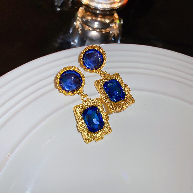 Silver Needle Blue Irregular Metal Earrings - Wrinkled, Light Luxury, High-End, Temperament Personality-Enhancing Accessory