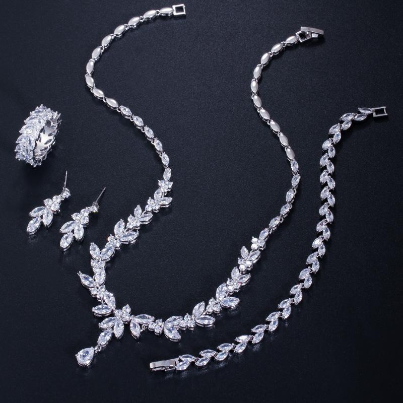 4pcs Delicate Leaf Shaped Cubic Zircon Dubai Fine Jewelry Sets Drop Earrings Necklace Bracelet Ring Women Luxury Bridal Wedding