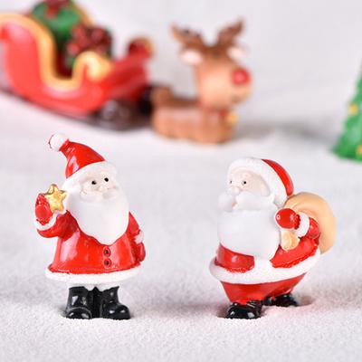 Miniature Statue Exquisite Workmanship Widely Application Resin Christmas Themed Micro Landscape Desktop Statue Ornament for Home