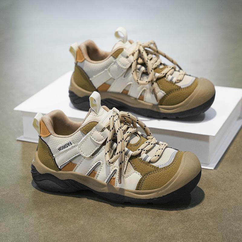 2025 autumn new children's running shoes, soft-soled sports and leisure shoes for primary and secondary school students, Korean version of foreign-st