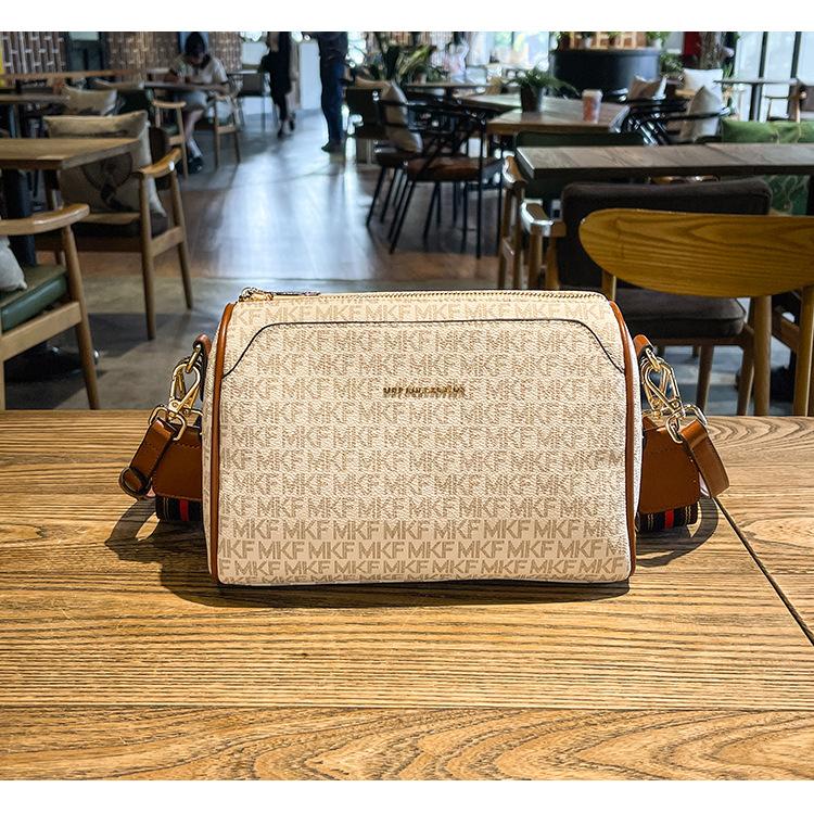 

ag women s new retro fashion trendy versatile pillow bag shoulder oblique span bag large capacity