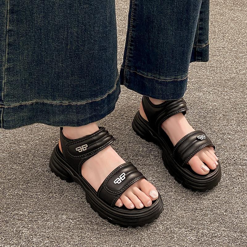 Strandsandalen Damen Sommer Neu Klettverschluss Muffinsohle Strandschuhe Mode Plateau Lässig Student Coole Hausschuhe