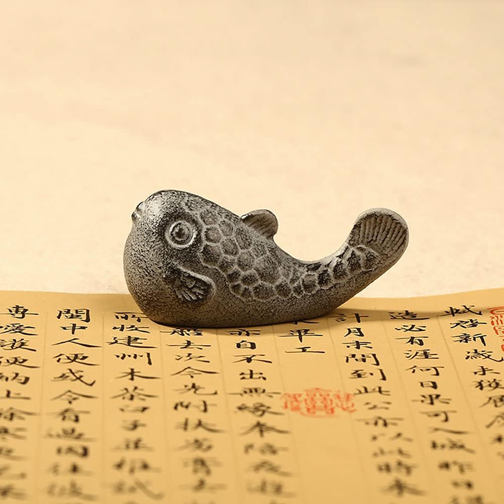 canjoyn Cast Iron Paperweight Garden Home Office Desk Decor Collection Animal Figurine (Fish)