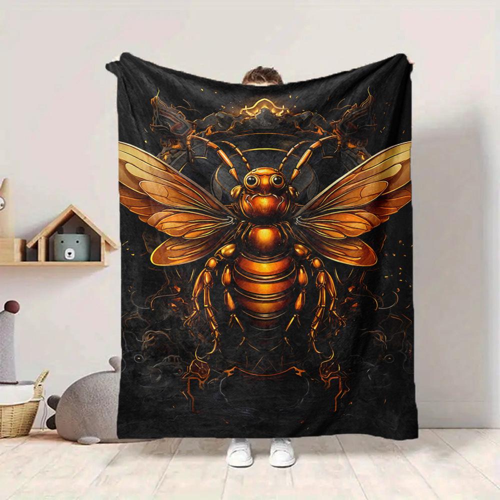 1pc Golden Bee Emblem Blanket Lightweight Flannel Blanket Throw Blanket For Sofa, Bed, Travel, Camping, Livingroom, Office Yy251015175