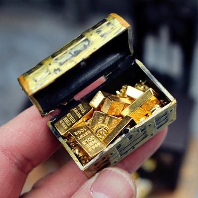 1/12 Puppenhaus Simulierter Mini Goldbarren Goldbarren Schatztruhe Puppenhaus Mikro-Szenen Dekoration Rollenspielzeug für Kinder