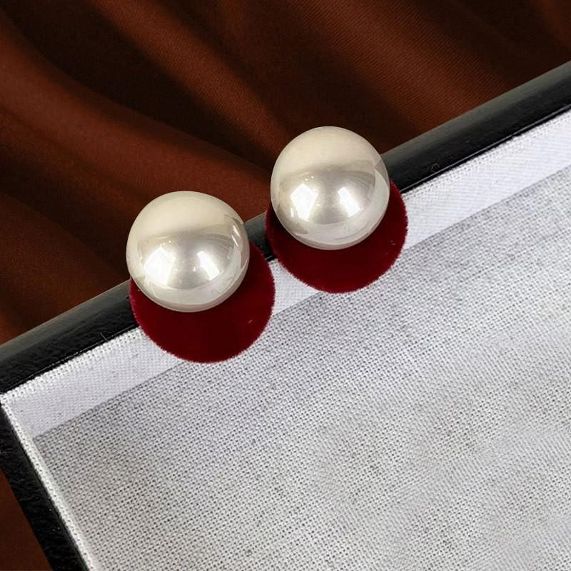 Vintage Maillard Flocked Leopard Print Pearl Stud Earrings, High-End Light Luxury Niche Earrings, Women'S Giant Good-Looking Earrings.