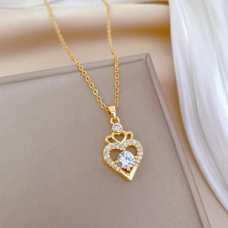 Crown Empty Love Temperament Gorgeous Full Diamond Necklace Female Versatile Collarbone Chain Titanium Steel Chain