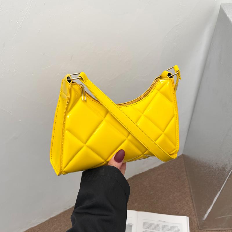 

Портативная сумка на одно плечо для женщин, простая и универсальная, квадратная дорожная сумка, элегантная и модная, новая и трендовая