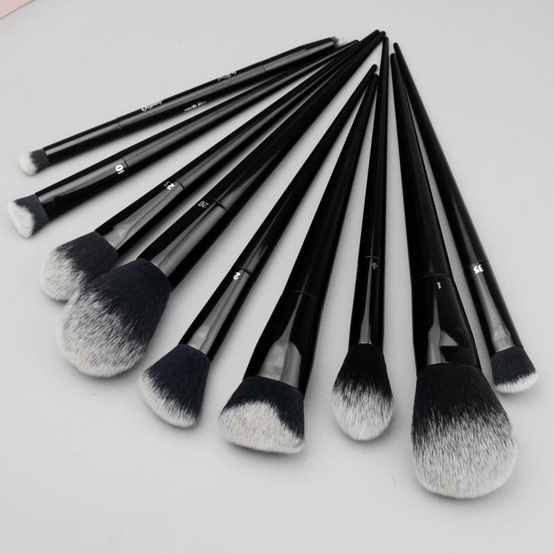 Pointed Tail 9-Piece Makeup Brush Set with Fiber Bristles