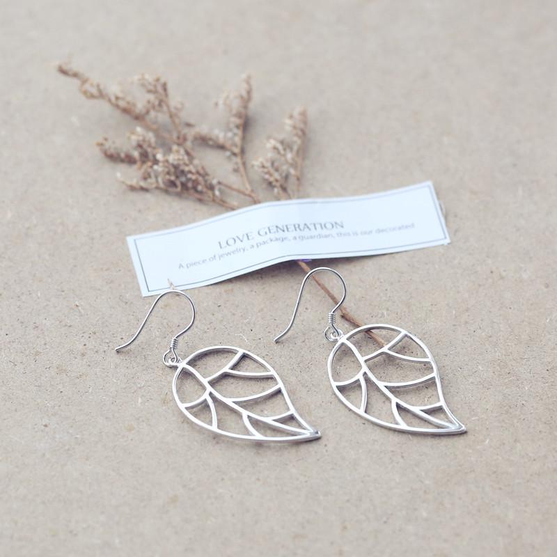 

Преувеличенные серьги из серебра S925: Длинный ажурный дизайн в виде листа Nepal Design