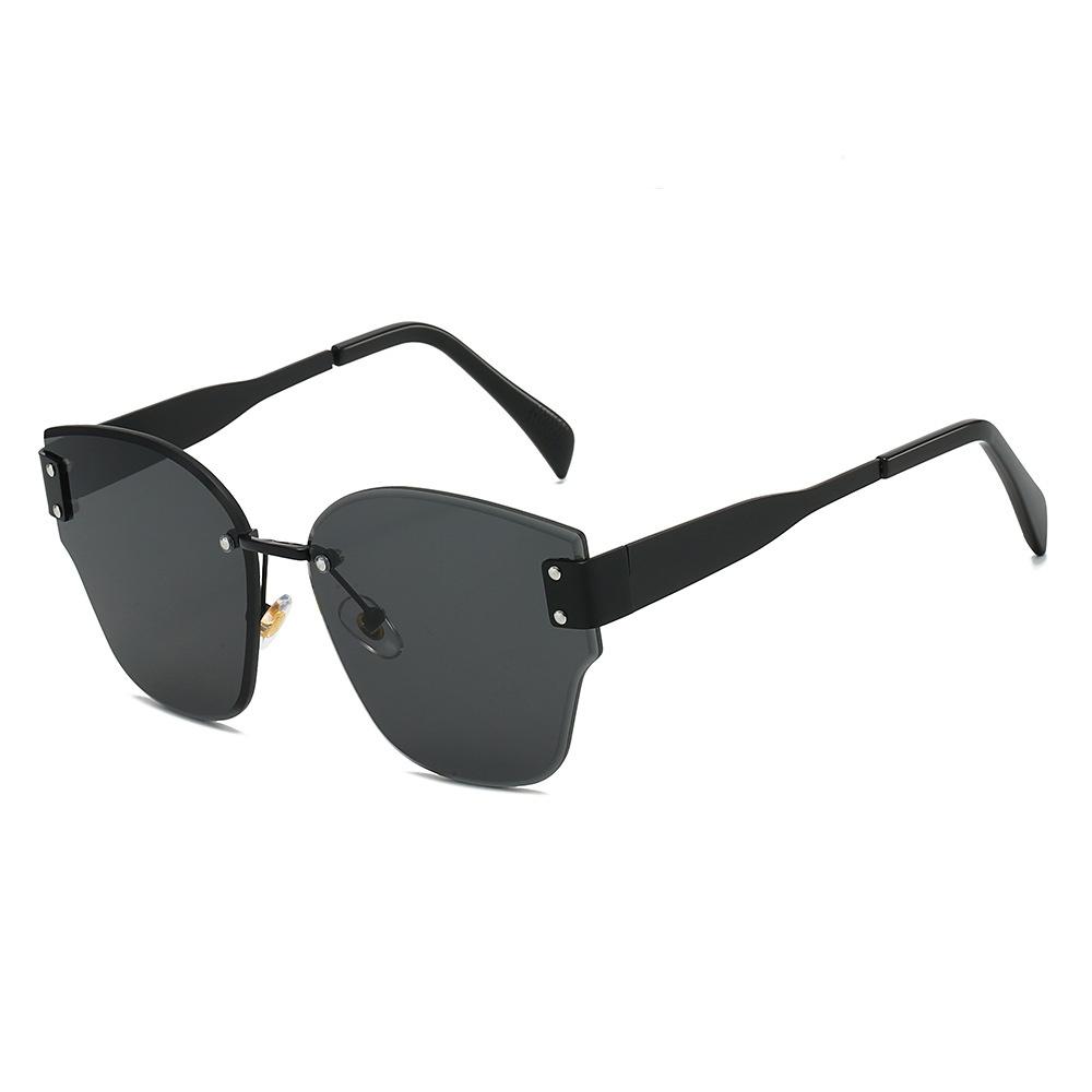 New Luxury Frameless Gradient Rectangular Sunglasses UV400 Protection Trendy Metal Frame Design for Women Men