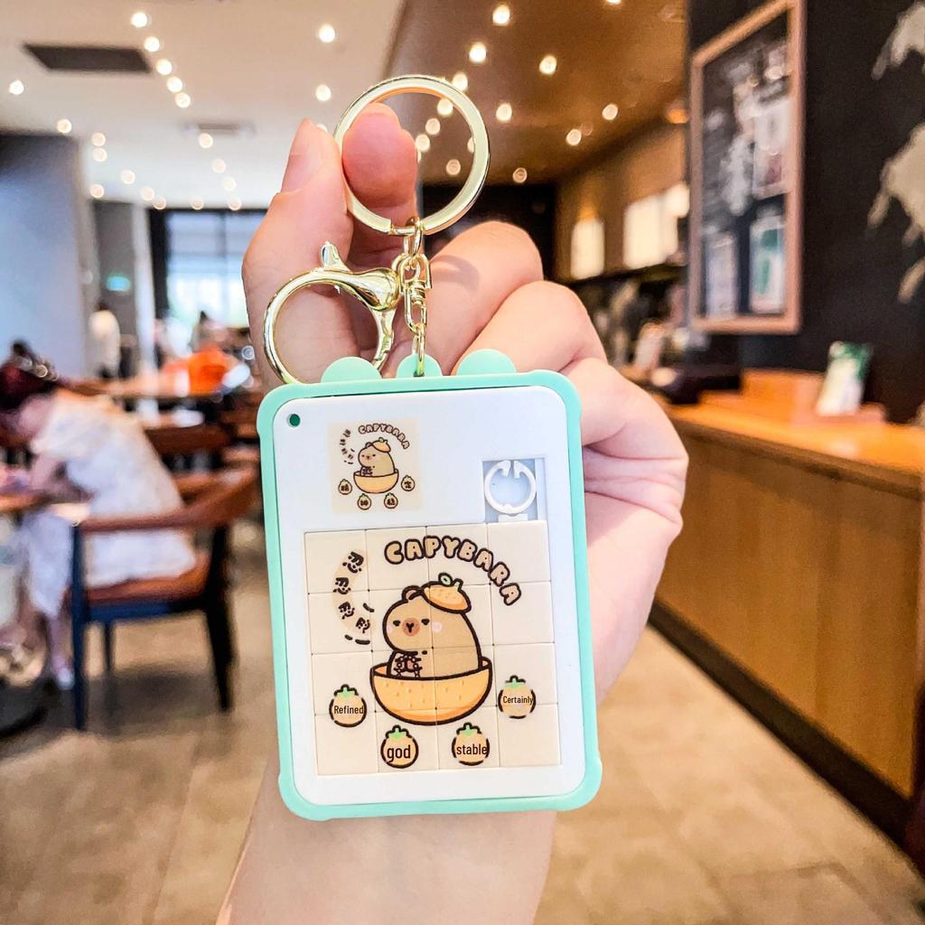 Picabala Handheld Jigsaw Puzzle Keychain: Educational Toy and Stress Reliever for Students and Children.