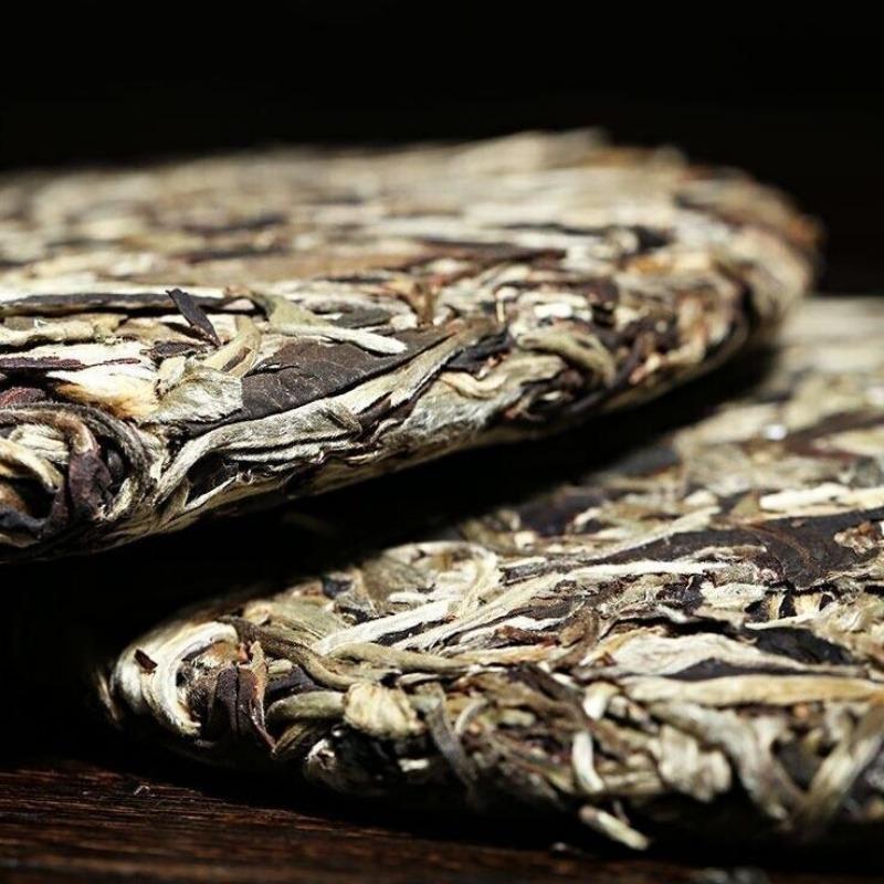 Yunnan Jinggu Yangta Ancient Tree Moonlight Beauty White Tea Pu'er Raw Tea 357g