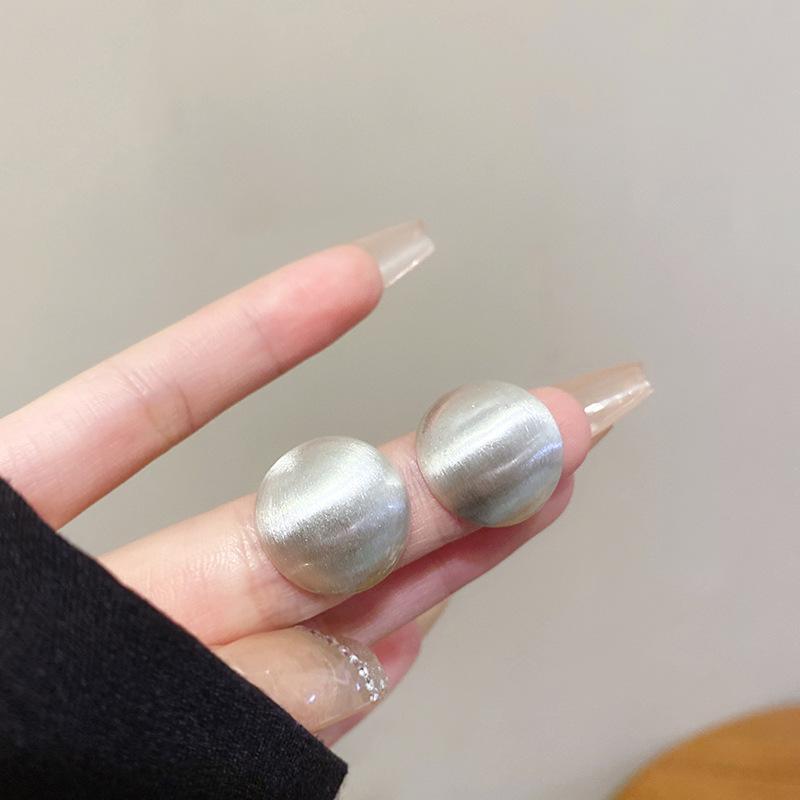 Silver Needle Retro French Brushed Ball Stud Earrings Women's Design Earrings Earrings