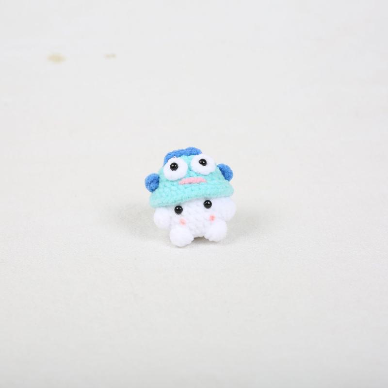 Creative Cute Small Animal Knitting Keychain Pendant Car Bag Decoration Funny Handmade Crochet Doll Ornaments Girls Gifts