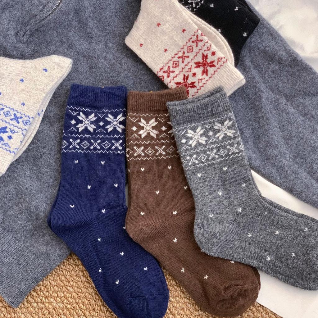 Wind Wool Socks Mid-Leg Socks Thickened And Warm Small Love Long Socks