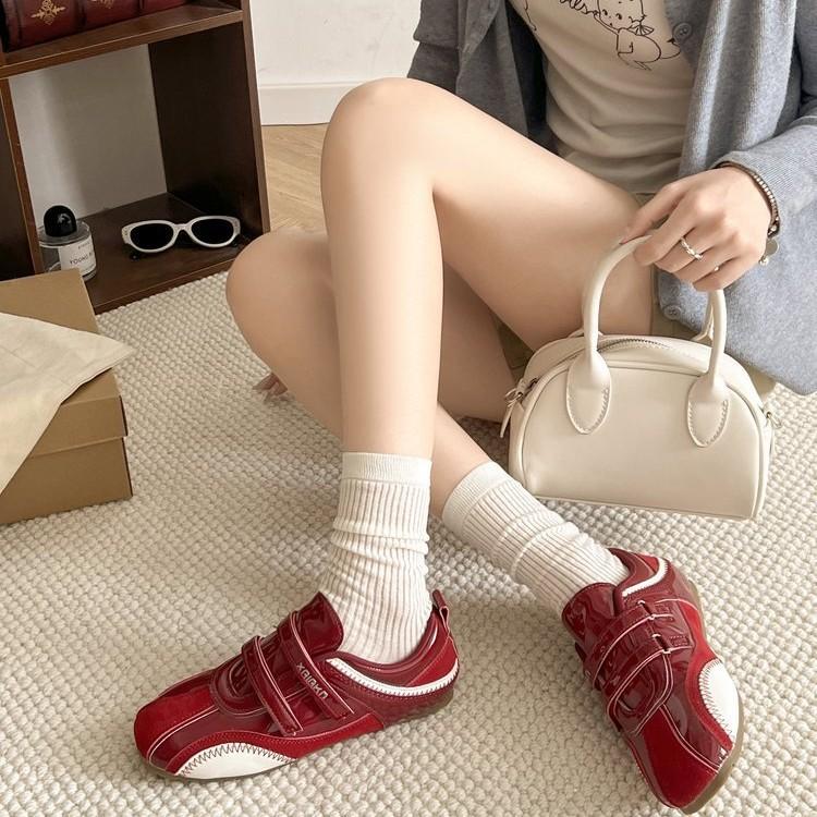 2025 autumn new flat-bottomed Dexun shoes Velcro light, fashionable and comfortable soft-soled versatile sports and leisure shoes