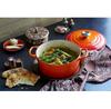 Чугунная жаровня Le Creuset Signature круглая 24 см красная 4,2 л (21177240902430)